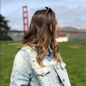 Meet your Posher, Averi